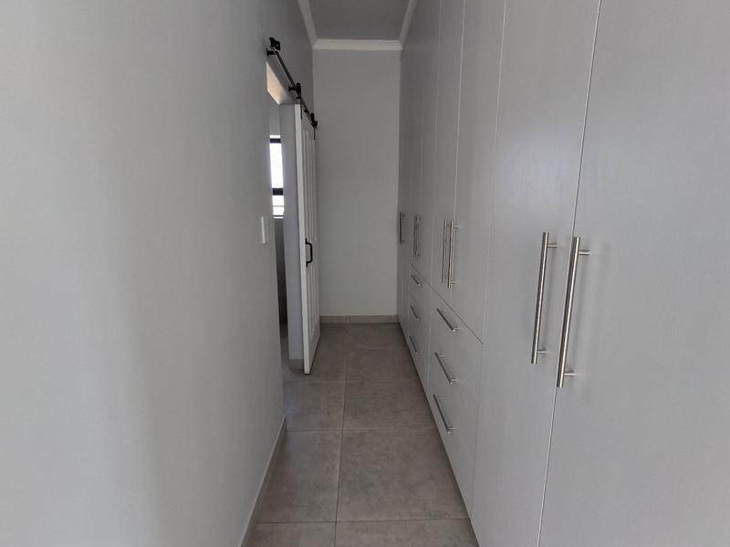 4 Bedroom Property for Sale in Da Gama Bay Western Cape